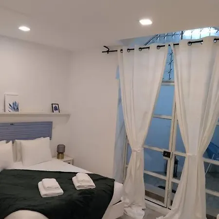 Apartamento Alfama's Hidden Terrace Gem *